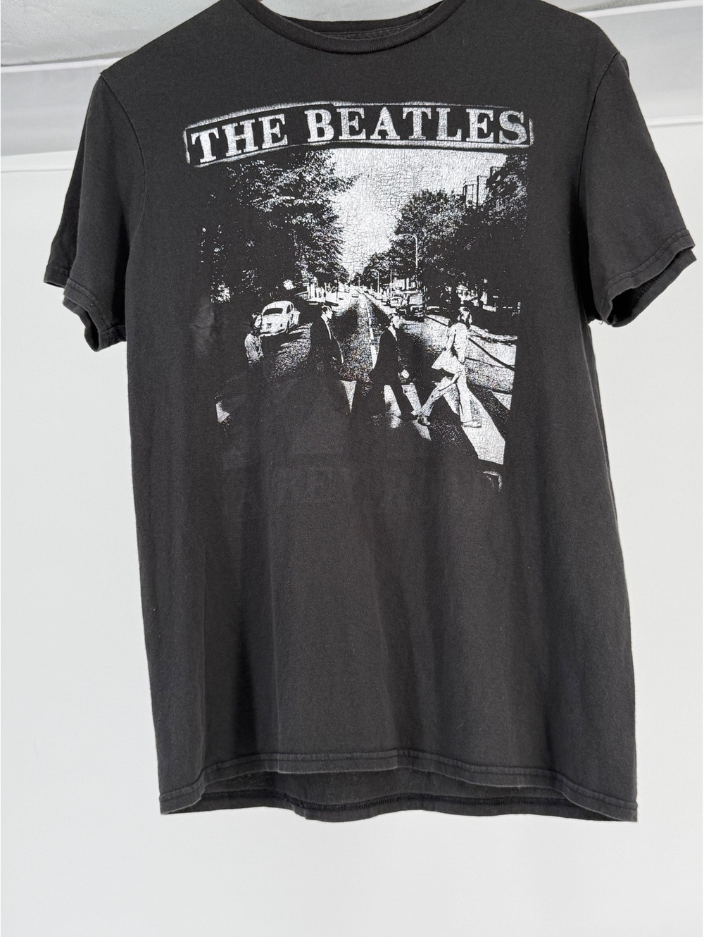 The Beatles Abbey Road Black Graphic Tee Men’s M